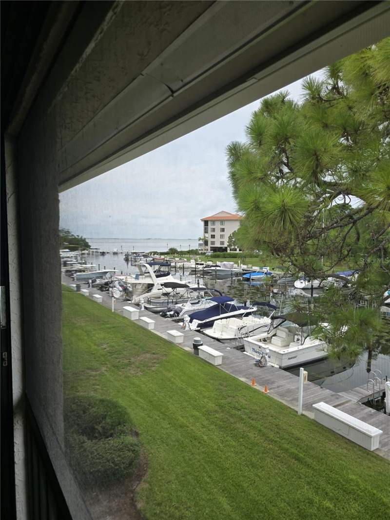 2 bedroom Condominium at 1802 Mariner Dr #32, Tarpon Cove Condo, Tarpon Springs — photo 3