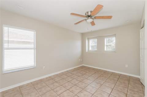 12125 Fox Bloom Avenue, Gibsonton FL - photo 6 of 15