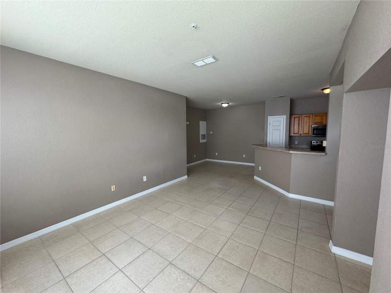 1 bedroom Condominium at 9061 LEE VISTA BOULEVARD #1306, CENTRAL PARK ON LEE VISTA, ORLANDO — photo 4