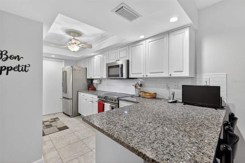 3 bedroom Condominium at 100 S Tremain Street #F1, Mount Dora Lake Dora Villas Condo, Mount Dora — photo 5