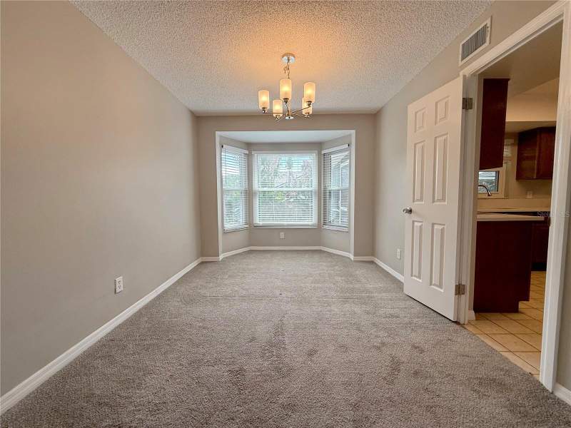 4 bedroom Single Family Residence at 2609 Crestfield Drive, Buckhorn Second Add Unit, Valrico — photo 5