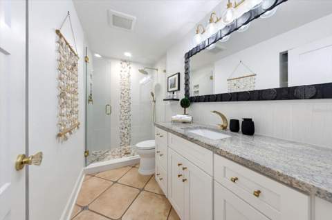 407 Harbor View Lane, Largo FL - photo 21 of 26