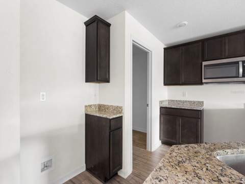 1730 Wynford Circle, Tavares FL - photo 10 of 38