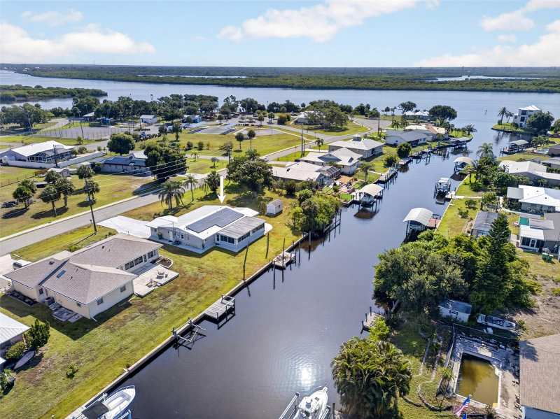 3 bedroom Single Family Residence at 27385 Voyageur Drive, Hrbr Heights, Punta Gorda — photo 1