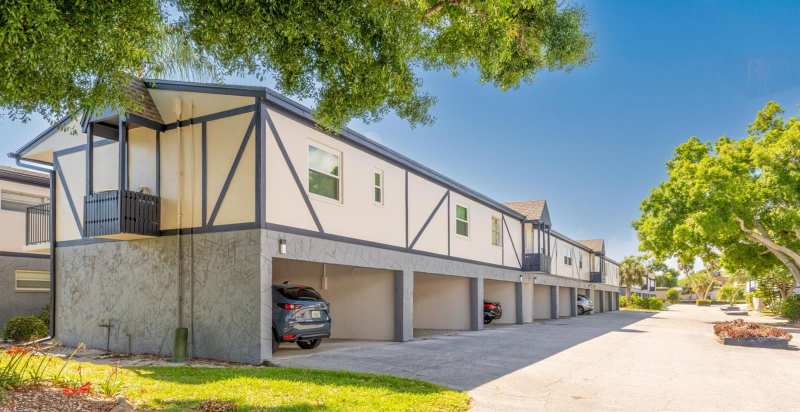 2 bedroom Condominium at 1147 King Arthur Court #204, King Arthurs Court Condo, Dunedin — photo 1
