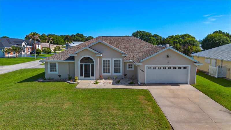 4 bedroom Single Family Residence at 2326 Jackson Drive, Pine & Lake, Sebring — photo 1