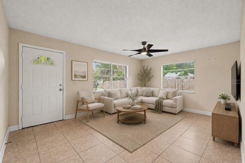 3 bedroom Single Family Residence at 5733 66th Lane, Hiland Square Add, St Petersburg — photo 2