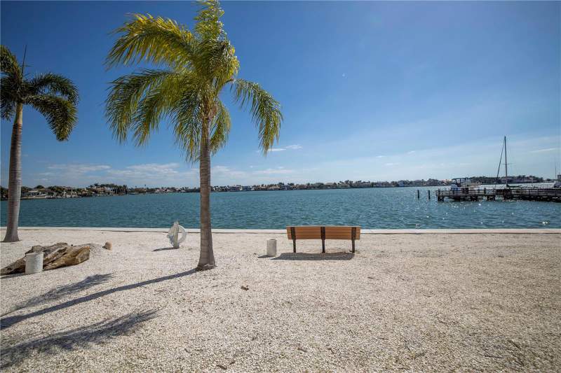 2 bedroom Condominium at 5108 Brittany Drive #204, Bayway Isles Point Brittany Two, St Petersburg — photo 4