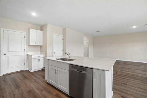 36564 Sagemoor Drive, Zephyrhills FL - photo 15 of 42