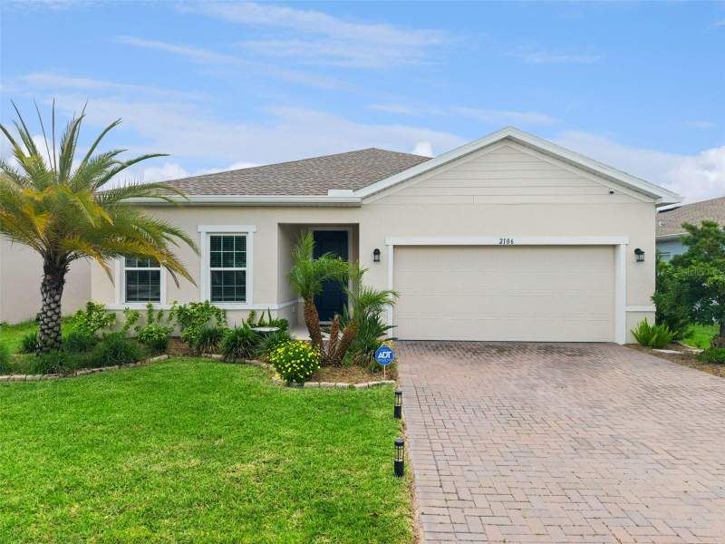 4 bedroom Single Family Residence at 2106 Havasu Falls Drive, Lakewood Park Phase 2, Deland — photo 2