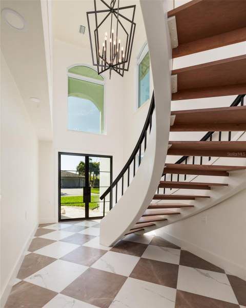 2063 Illinois Avenue, St Petersburg FL - photo 8 of 42