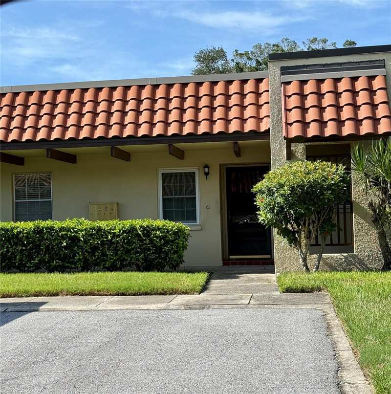 2 bedroom Villa at 1701 Pinehurst Road #16G, Pinehurst Village, Dunedin — photo 1