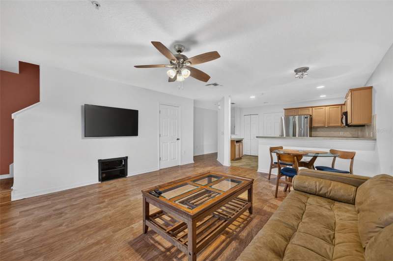 3 bedroom Townhouse at 476 Tradition Lane, Heritage Park Twnhms, Winter Springs — photo 5