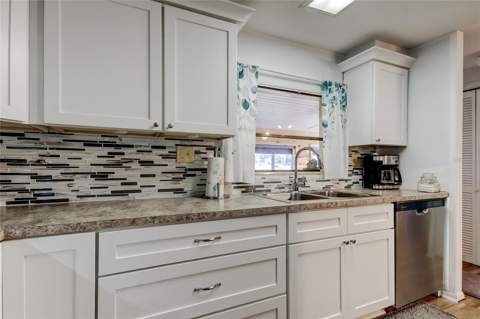 10151 Hamp Drive, Dade City FL - photo 21 of 57