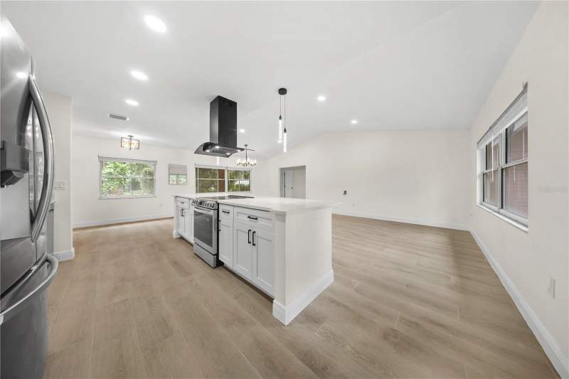 3 bedroom Single Family Residence at 1805 Dierker Drive, Van Sant Sub, Valrico — photo 5