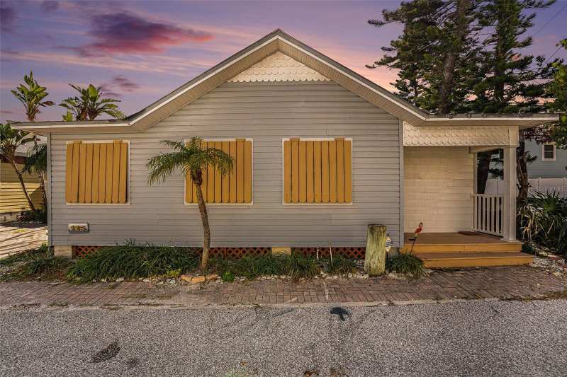 3 bedroom Single Family Residence at 125 95th Avenue, Herrons Sub 1, Treasure Island — photo 1