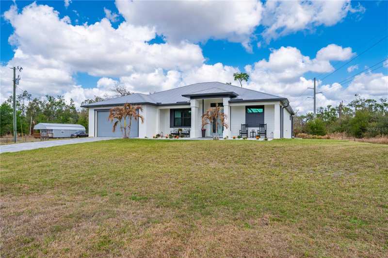 3 bedroom Single Family Residence at 4301 South Road, Western Acres 1st Add, North Fort Myers — photo 1
