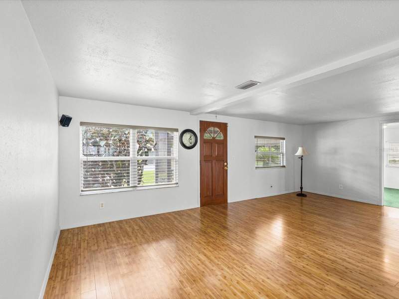 2 bedroom Single Family Residence at 5291 43rd Avenue, Hoeldtke Grove Sub, St Petersburg — photo 5