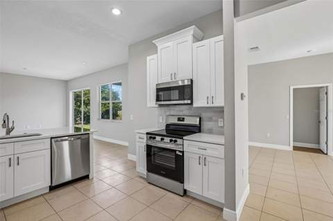 2265 Long View Circle, Brooksville FL - photo 11 of 40