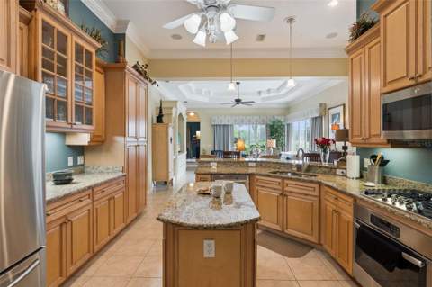 9939 Santa Barbara Court, Howey In The Hills FL - photo 11 of 63