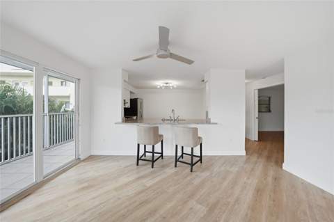 1477 Park Beach Circle #13, Punta Gorda FL - photo 10 of 43