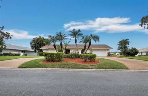 6945 Country Lakes Circle, home for sale in Sarasota 34243