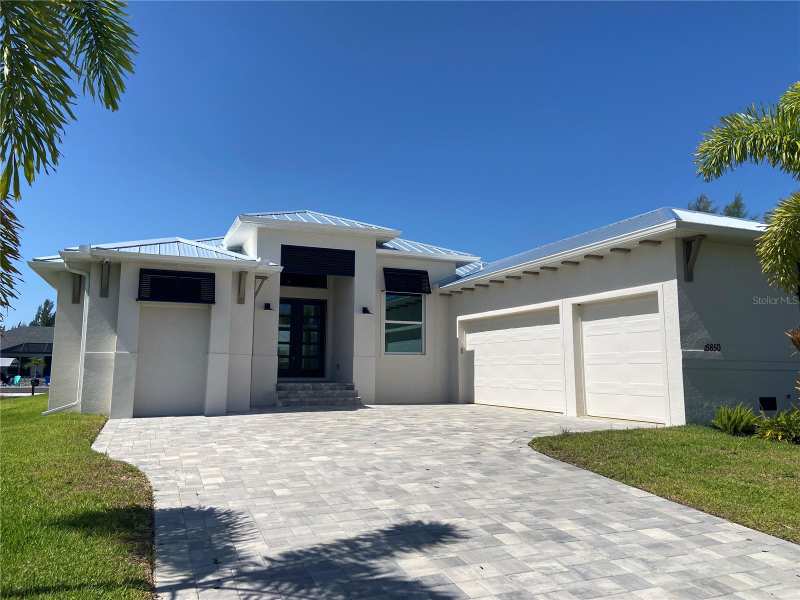 3 bedroom Single Family Residence at 15850 Viscount Circle, Port Charlotte Sec 093, Port Charlotte — photo 1