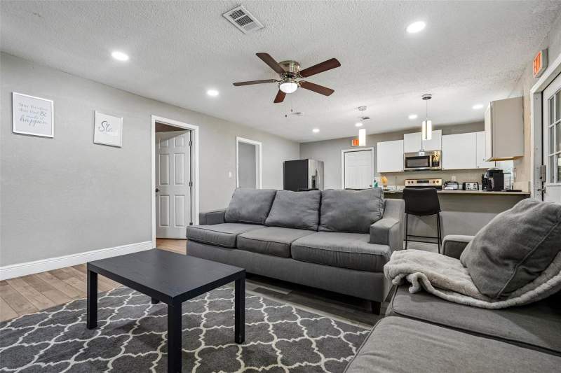 4 bedroom Single Family Residence at 520 Fairfax Lane, Apollo Beach Unit One Pt One, Apollo Beach — photo 3