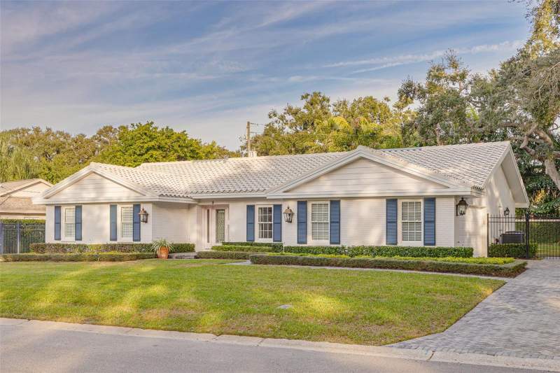 4 bedroom Single Family Residence at 3 Eastwood Lane, Belleair Woods, Belleair — photo 3