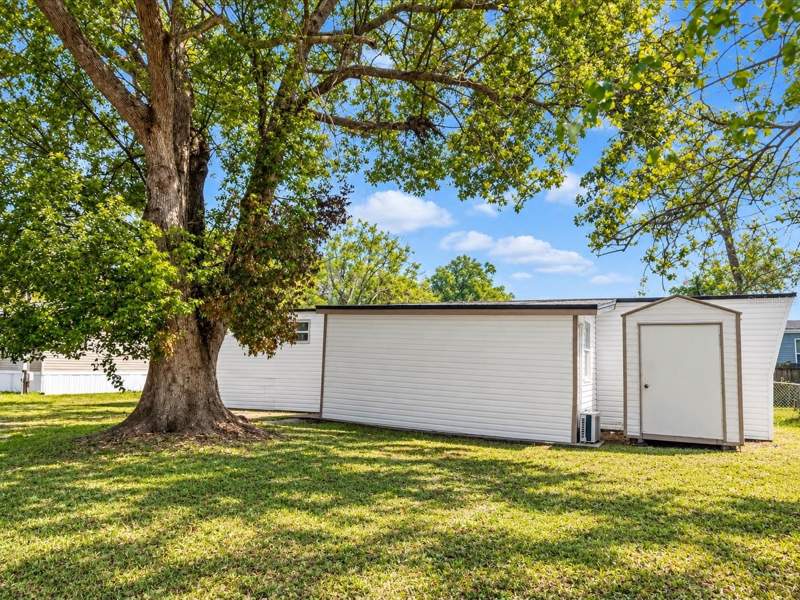 3 bedroom Mobile Home at 4431 Crossen Drive, Charlin Park, Orlando — photo 2