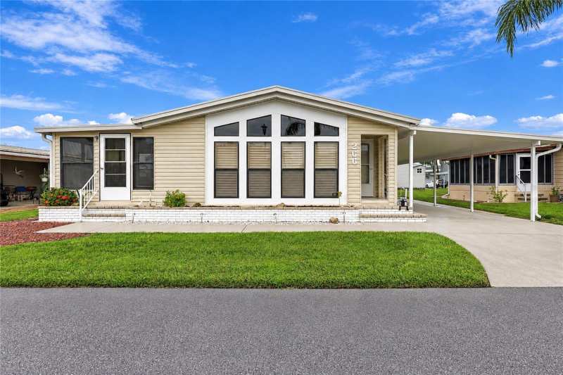 2 bedroom Manufactured Home at 266 Camelot Drive, Kings Gate Club Mhp, Nokomis — photo 1