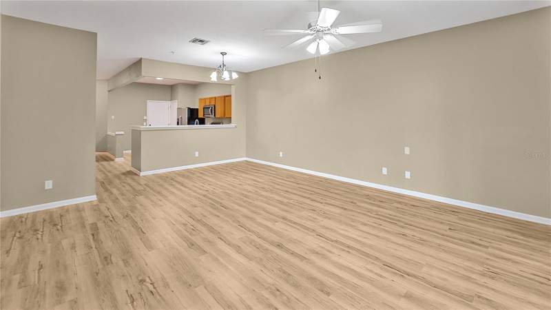 3 bedroom Townhouse at 6292 Twain Street #102, Vistas/Stonebridge Place Ph 01, Orlando — photo 4