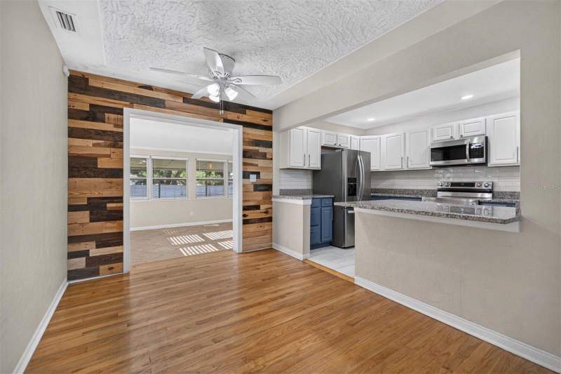 2 bedroom Single Family Residence at 7116 Date Palm Avenue, Pasadena On The Gulf Sec B, St Petersburg — photo 4