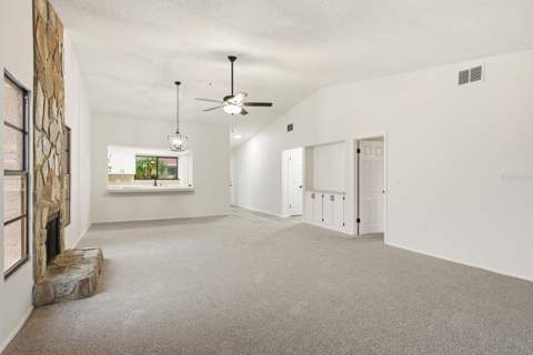 9960 Eagles Point Circle #4, Port Richey FL - photo 9 of 46