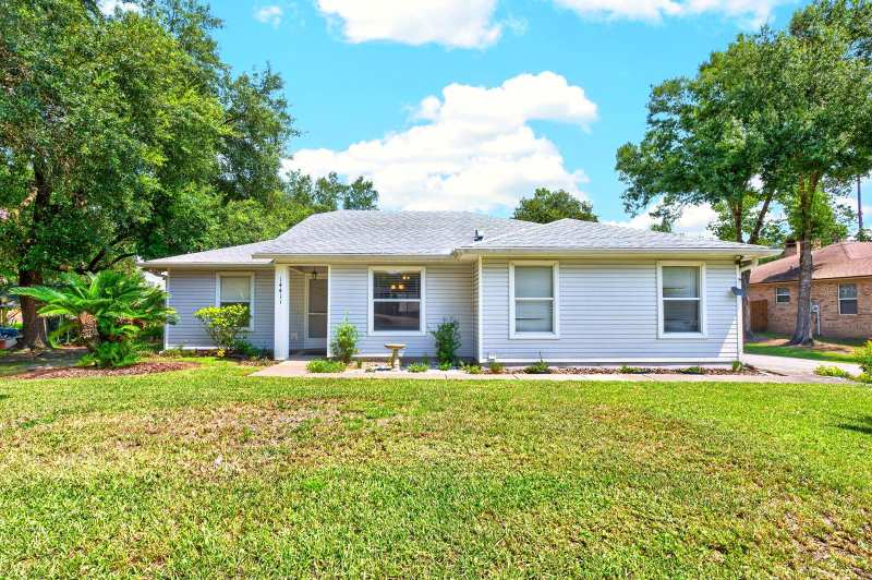 3 bedroom Single Family Residence at 14411 Desilu Drive, Isle Of Pines Sixth Add, Orlando — photo 1