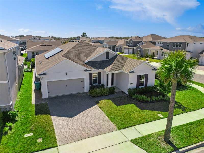 4 bedroom Single Family Residence at 19058 Planetree Street, Poitras East N-7, Orlando — photo 1