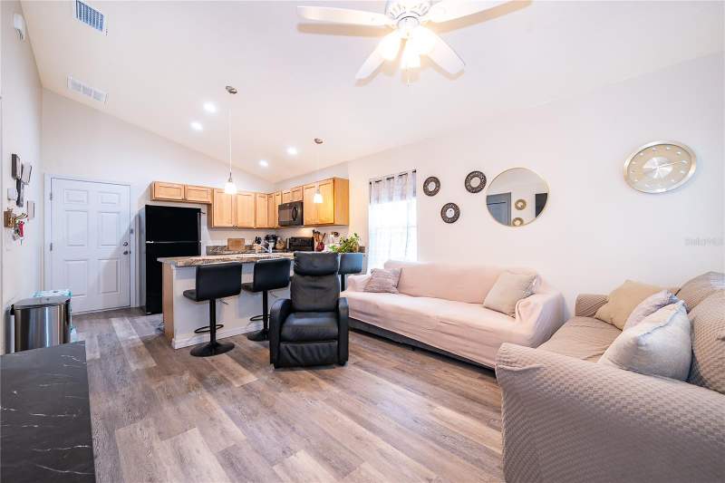 2 bedroom Single Family Residence at 1360 Cottage Circle, Na, Tavares — photo 4
