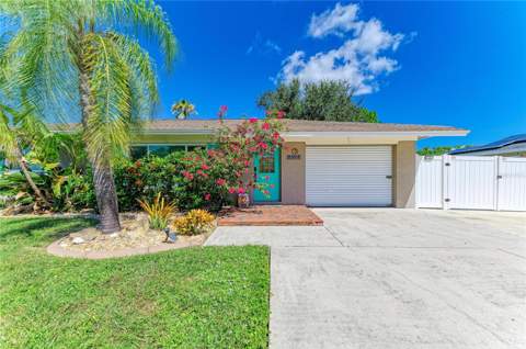 6006 Gillot Boulevard, Port Charlotte FL - photo 17 of 68