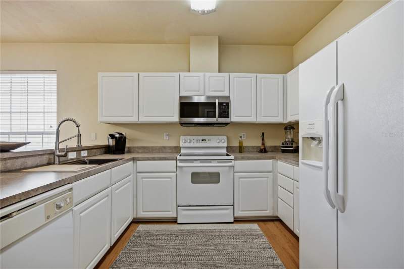 3 bedroom Single Family Residence at 11684 NW 18th Place, Charleston Park Ph 2 At Fletchers Mill, Gainesville — photo 5