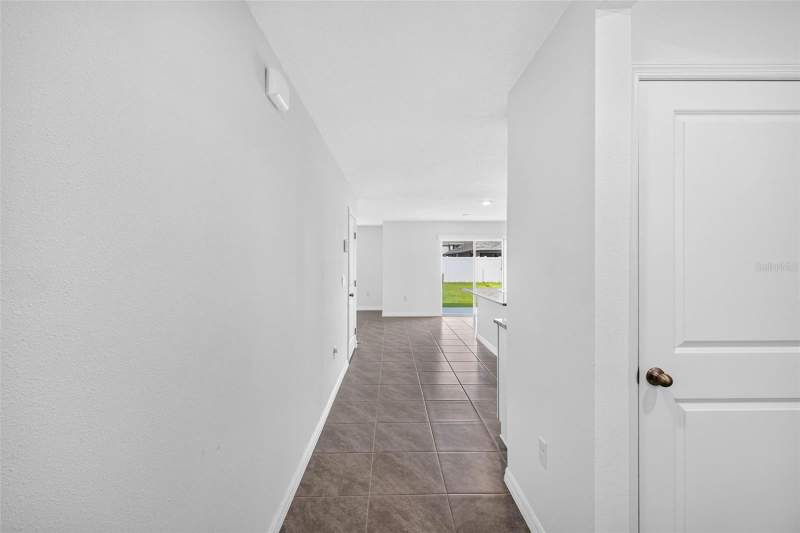 4 bedroom Single Family Residence at 7622 Rosewood Garden Loop, River Park, Tampa — photo 5