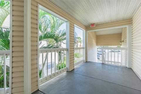 6907 Stones Throw Circle #2203, St Petersburg FL - photo 23 of 35