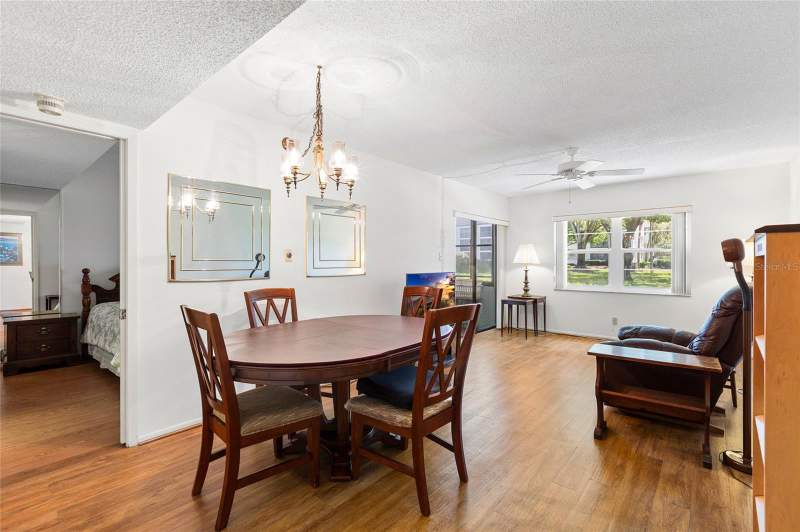 2 bedroom Condominium at 2587 Countryside Boulevard #6110, Inverness Condo, Clearwater — photo 4