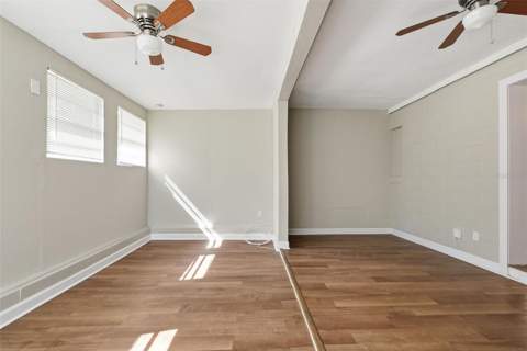 4302 Meadowbrook Avenue, Orlando FL - photo 11 of 36