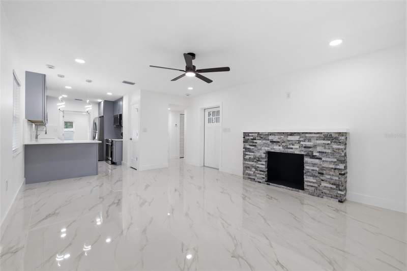 2 bedroom Single Family Residence at 2535 19th Street, Lakeview Grove, St Petersburg — photo 5