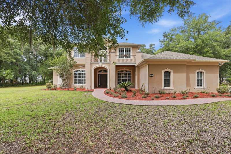 4 bedroom Single Family Residence at 530 N Blue Lake Avenue, Pattillo Sub 1702, Deland — photo 1