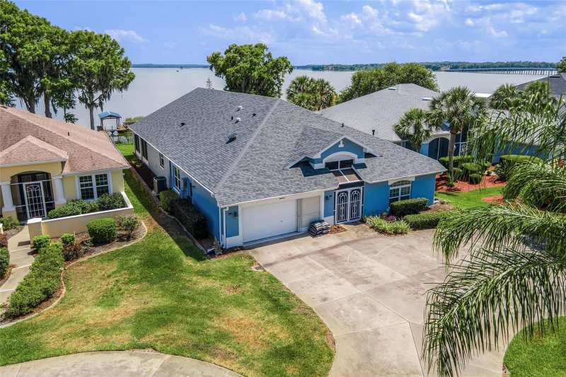 4 bedroom Single Family Residence at 6274 Sailboat Avenue, Royal Harbor Ph 01, Tavares — photo 1