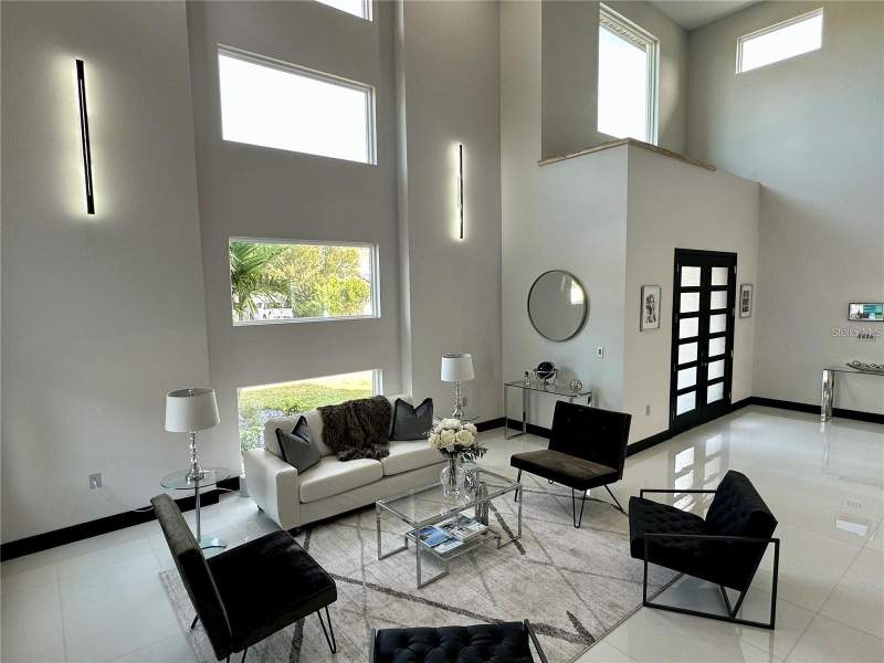 4 bedroom Single Family Residence at 6524 6th Avenue, Eagle Crest, St Petersburg — photo 3