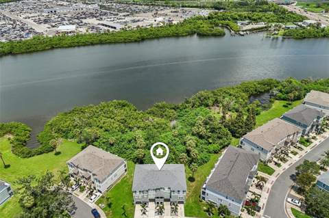 4864 Tuscan Loon Drive, Tampa FL - photo 17 of 25