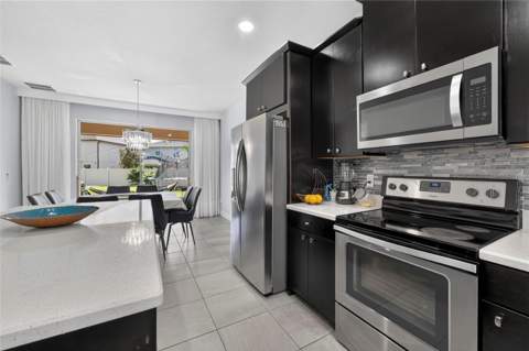 2608 Nouveau Way, Kissimmee FL - photo 18 of 32