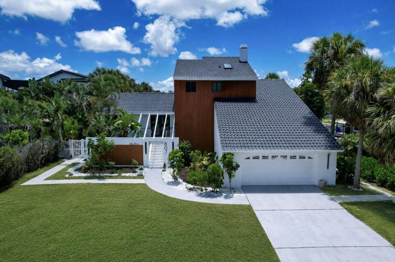 3 bedroom Single Family Residence at 807 2ND AVENUE, TIERRA VERDE UNIT 1 1ST REP, TIERRA VERDE — photo 1